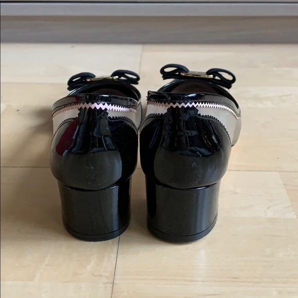 Salvatore Ferragamo Eva Net Pump - Picture 5 of 8